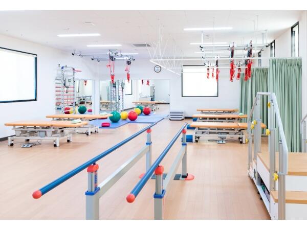 整形外科尾形クリニック（常勤）の看護助手求人メイン写真2