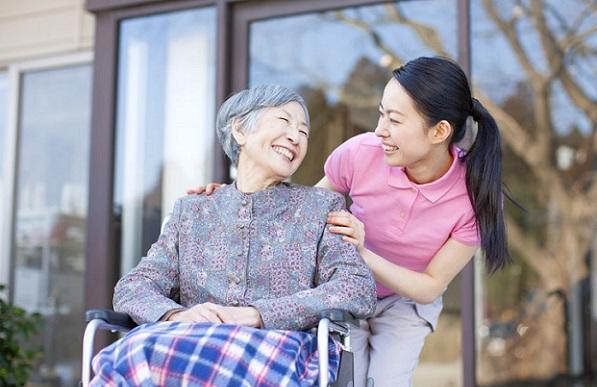 名和病院（主任候補/常勤）の医療事務求人サブ写真1