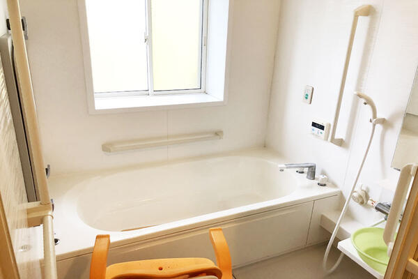 有料老人ホーム リアリゼひびきの（パート）の介護職求人メイン写真3