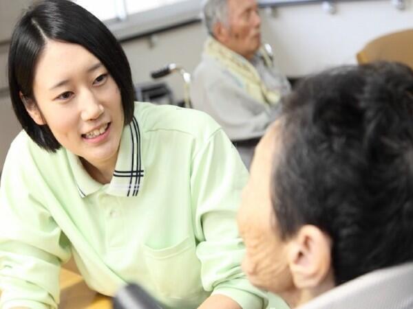 木津芳梅園デイサービス（常勤）の介護福祉士求人サブ写真1
