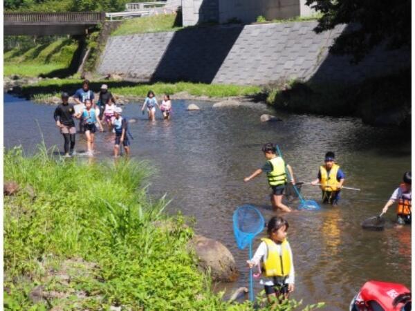 にこにこ児童クラブ（児童支援員 / パート）の支援員求人の写真