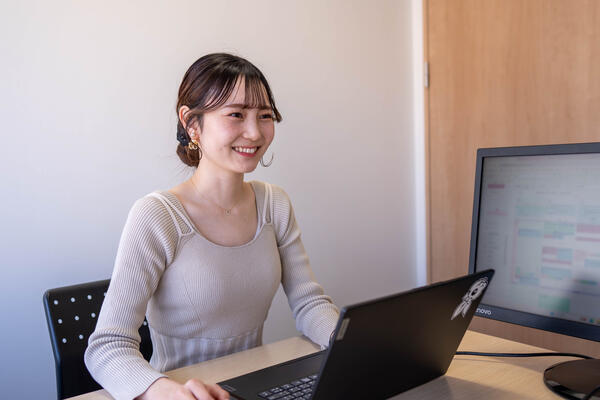 サンクスラボ・小倉オフィス（実践就労型支援スタッフ/常勤）の支援員求人メイン写真1