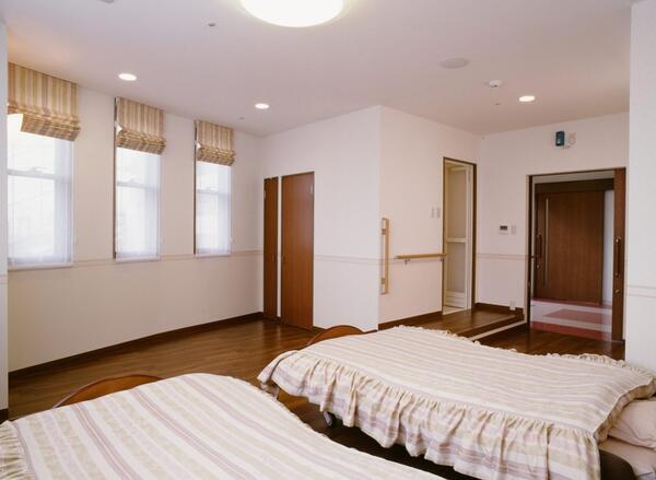 介護付有料老人ホームグランドホームゆくはし（常勤）の准看護師求人メイン写真3