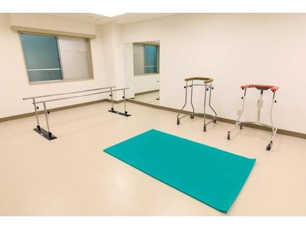 仁恵病院（パート）の理学療法士求人の写真