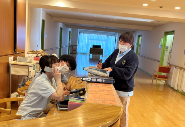 千壽介護老人保健施設　介護職（常勤） の介護福祉士求人サブ写真1