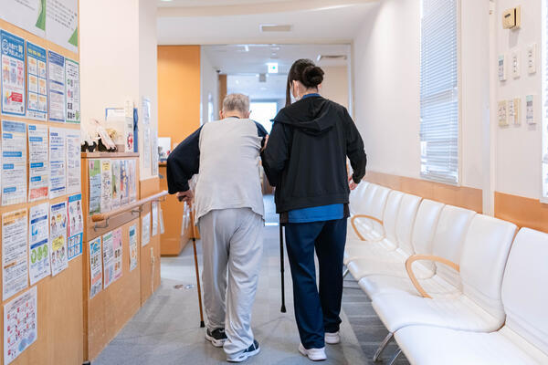 認知症デイケアつくし（常勤）の精神保健福祉士求人メイン写真3