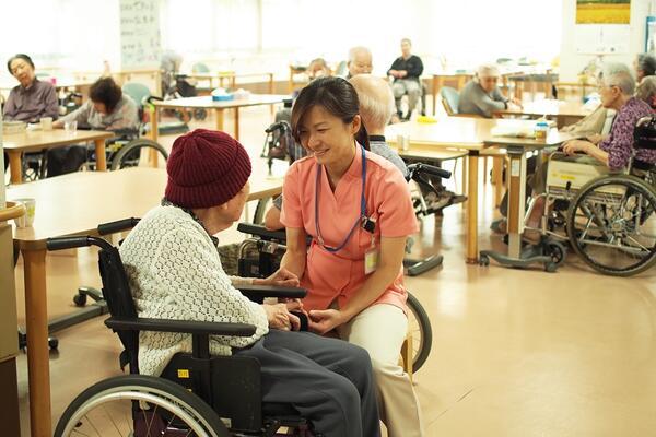 介護老人保健施設 都筑ハートフルステーション（常勤）の准看護師求人の写真