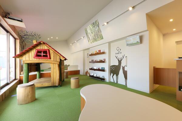 あかい家のこどもクリニック（パート）の公認心理師求人メイン写真2