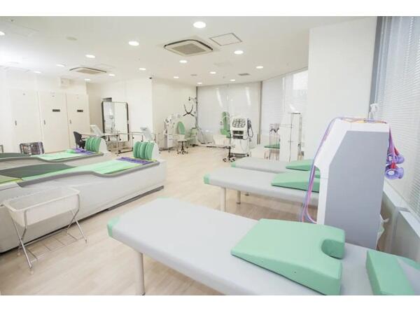 相模大野駅前タワー整形外科・リウマチ科（パート） の理学療法士求人メイン写真3