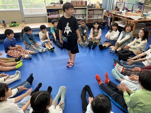 どんぐり学童クラブ（学童クラブ支援員/常勤）の保育士求人メイン写真3