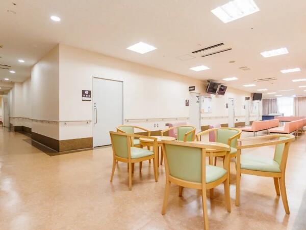 江東病院（常勤）の理学療法士求人メイン写真4