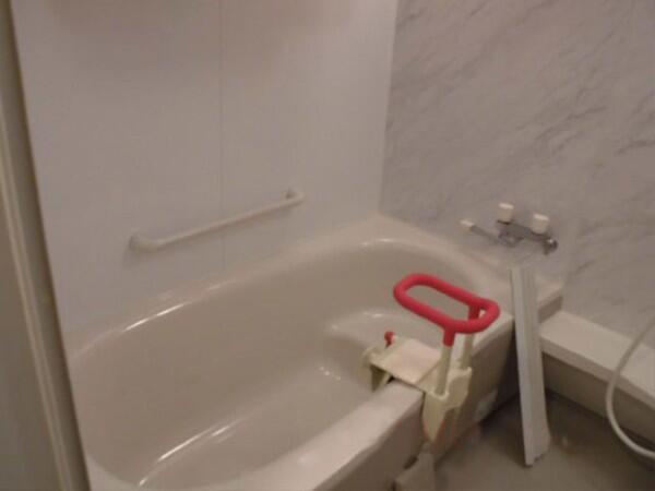 住宅型有料老人ホームアラン（パート）の介護福祉士求人メイン写真5