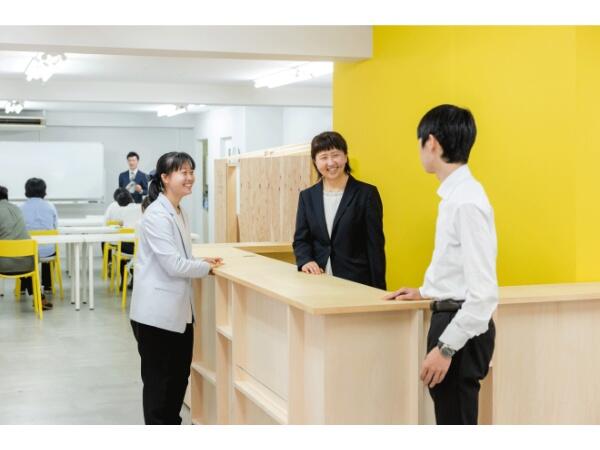 み・らいずワークスなんば校2号館（職業指導員／パート）の精神保健福祉士求人の写真