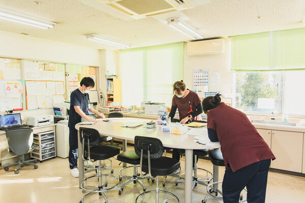 本庄総合病院（常勤）の看護助手求人メイン写真2