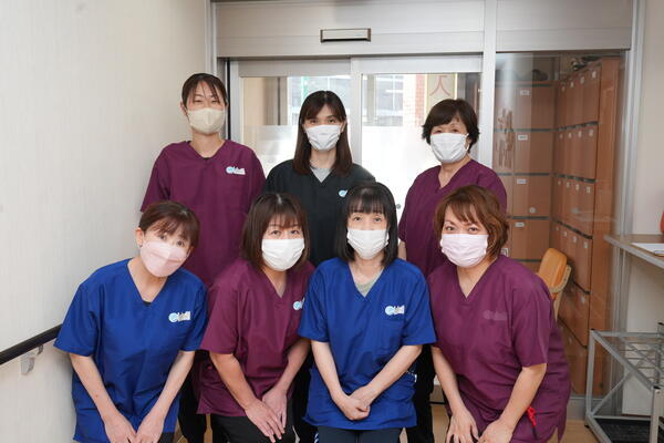 プラチナホーム都の杜なのはな（正社員）の介護職求人メイン写真1