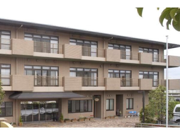 船橋市特別養護老人ホーム 朋松苑（パート）の准看護師求人の写真