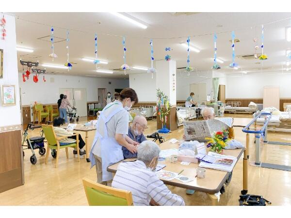 デイサービスグランドホーム樫の木（常勤）の介護福祉士求人メイン写真1