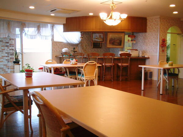 特別養護老人ホーム豊泉家 北緑丘（常勤）の介護職求人メイン写真3