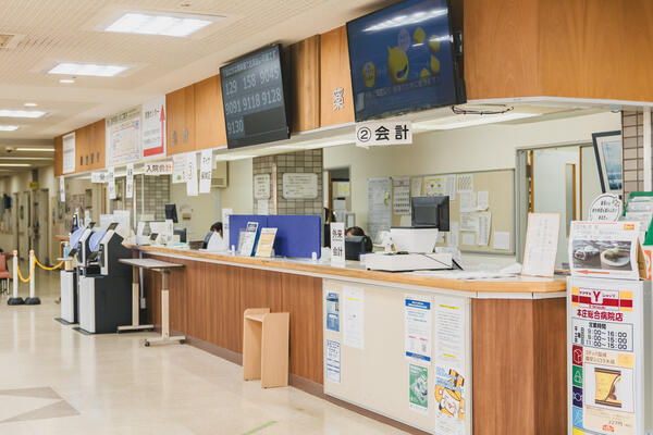 本庄総合病院（常勤）の看護助手求人メイン写真3