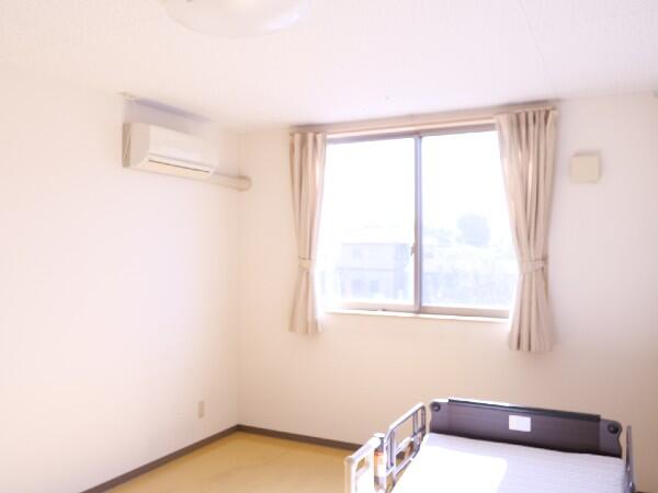 住宅型有料老人ホームガイア神川（常勤）の介護職求人メイン写真2