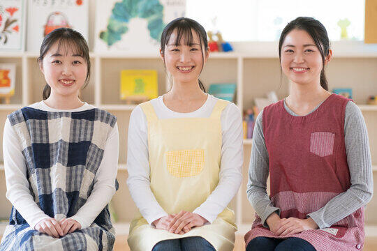 スクルドエンジェル保育室 一宮平和園（正社員）の保育士求人メイン写真2