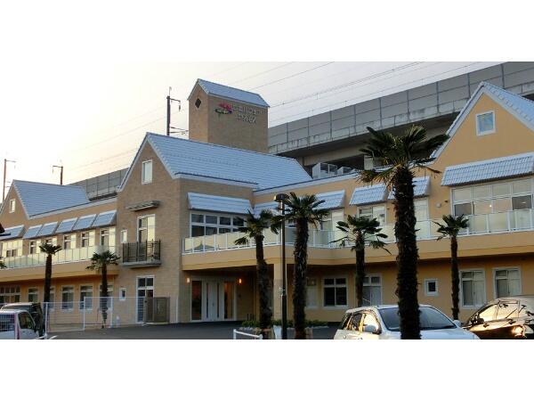 介護付有料老人ホームコスモスあもり（常勤）の看護師求人の写真