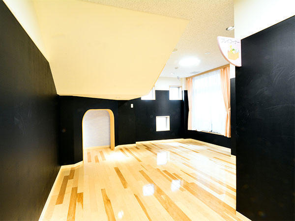 タムスわんぱく保育園東日暮里（保育主任/常勤）の保育士求人メイン写真4