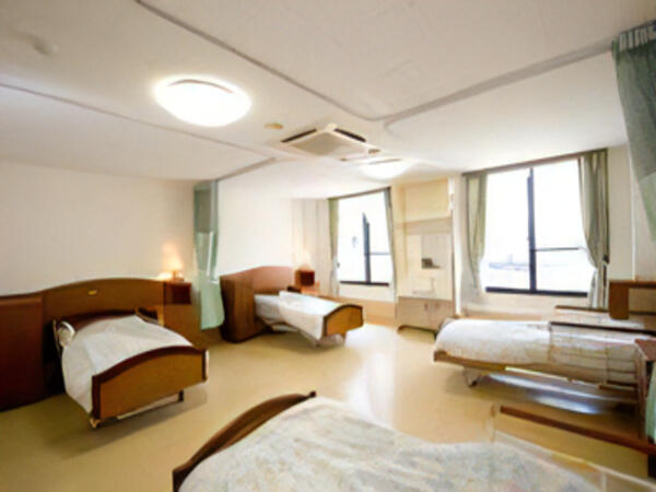 介護老人保健施設たんぽぽ（パート）の介護福祉士求人メイン写真3