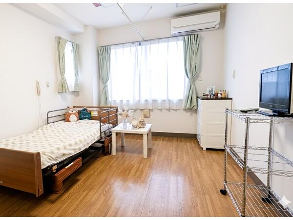 介護付有料老人ホーム 長寿苑（パート）の看護師求人メイン写真2