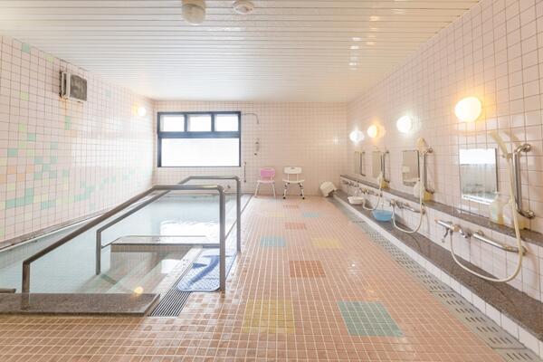 イリーゼ岡谷（パート）◎諏訪湖を望む穏やかな住環境の介護職求人メイン写真4