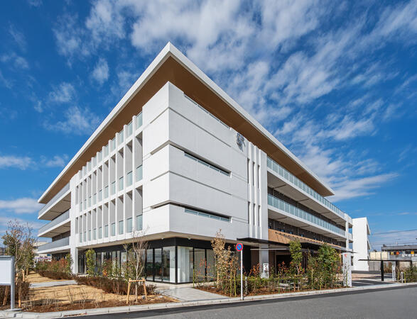 特別養護老人ホームいずみ（パート）の介護職求人メイン写真1