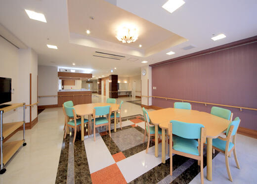 介護老人保健施設桜の郷敬愛の杜（常勤）の准看護師求人メイン写真2