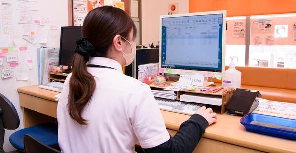 リペアス調剤薬局 御所東店（パート）の医療事務求人サブ写真2