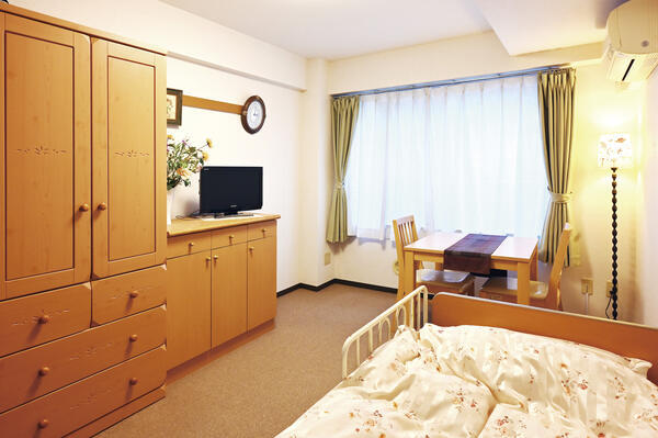 住宅型有料老人ホームリブイン若葉（常勤）の一般事務求人メイン写真2