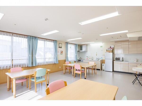 サービス付き高齢者住宅 さんさんナーシングホーム五反田（日勤常勤）の介護職求人メイン写真5