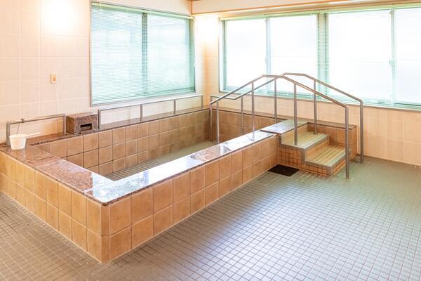 イリーゼ中浦和（常勤）◎日勤のみ◎駅徒歩圏×穏やかな住宅街の看護師求人メイン写真3