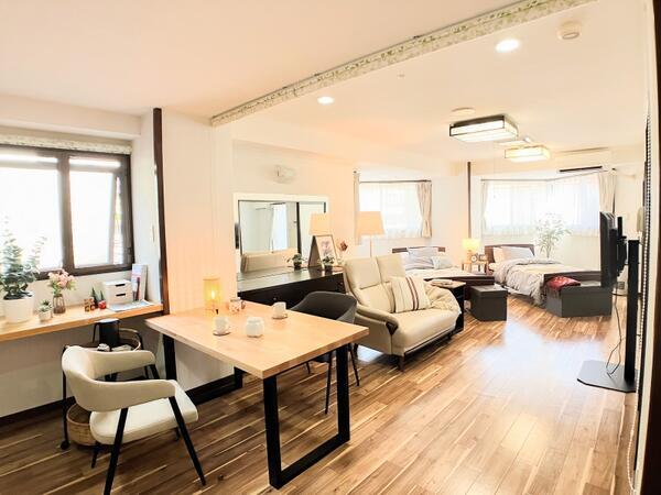 イリーゼセントベル諏訪湖(常勤)◎「上諏訪」駅より約5分!諏訪湖を一望できる眺望の老人ホームで働きませんか?】の介護職求人の写真