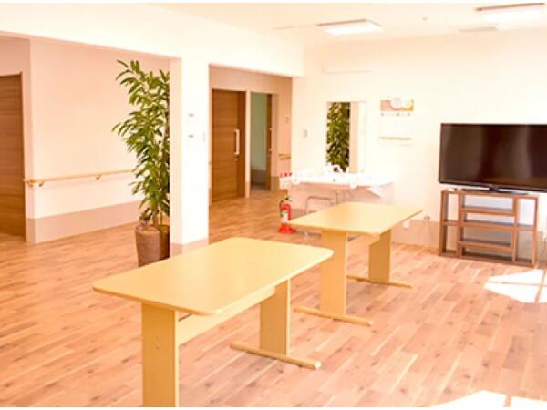 有料老人ホーム浜北西美薗（常勤）の介護職求人メイン写真2