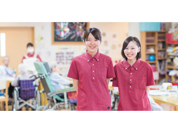 住宅型有料老人ホーム サンケア高岡（日勤常勤）の介護職求人の写真