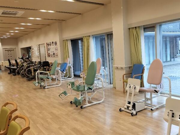 デイサービスセンターつながり（パート）の理学療法士求人メイン写真3