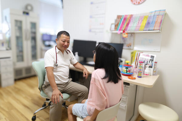 あかい家のこどもクリニック（パート）の公認心理師求人メイン写真4