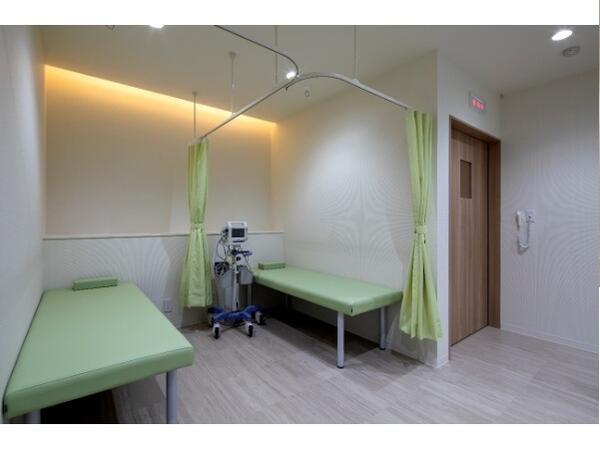 にし耳鼻咽喉科クリニック（パート） の准看護師求人メイン写真2