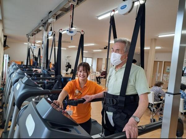 株式会社ポラリス 本部（秘書/契約社員）の一般事務求人の写真