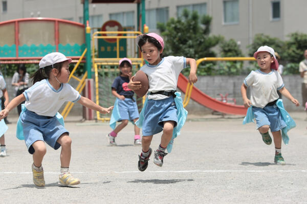 つつじが丘認定こども園（パート）の公認心理師求人の写真