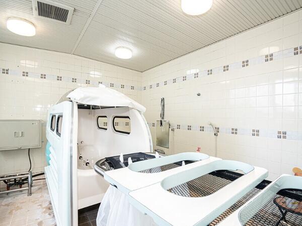 介護老人保健施設 ニューライフいずみ（常勤）の介護職求人メイン写真3