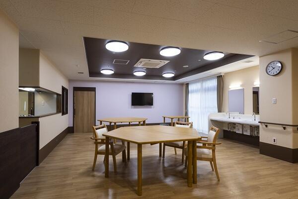 特別養護老人ホーム 市川ひかり（夜勤専従/パート）の介護職求人メイン写真4