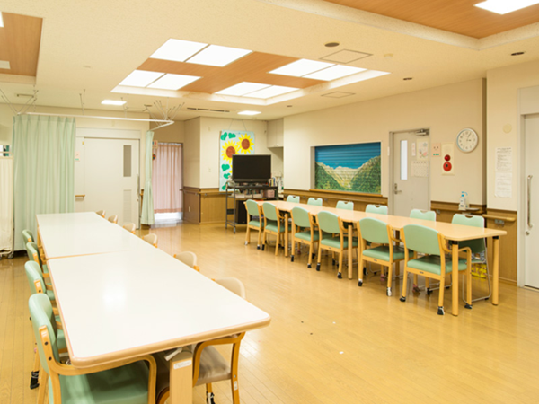 ひらい内科消化器科（常勤）の介護福祉士求人メイン写真3