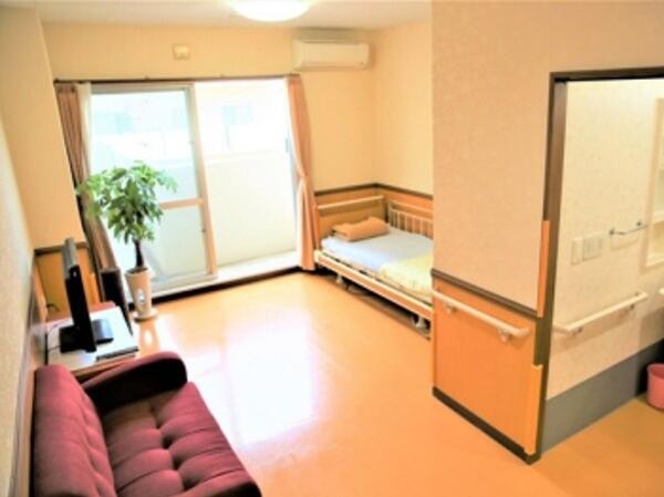 住宅型有料老人ホームうえた2号館　訪問介護（サービス提供責任者/常勤）の介護福祉士求人メイン写真3