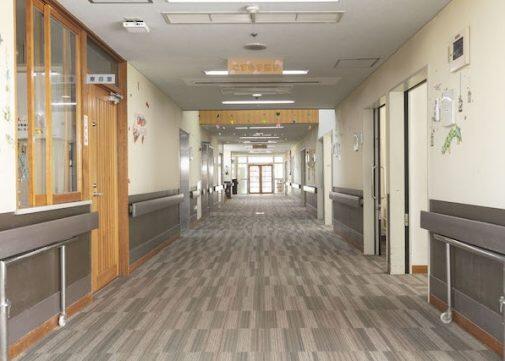 特別養護老人ホーム つつじ苑（常勤）の介護職求人メイン写真4