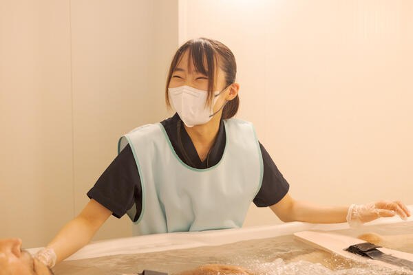 有料老人ホーム日吉ガーデンの介護職求人サブ写真1